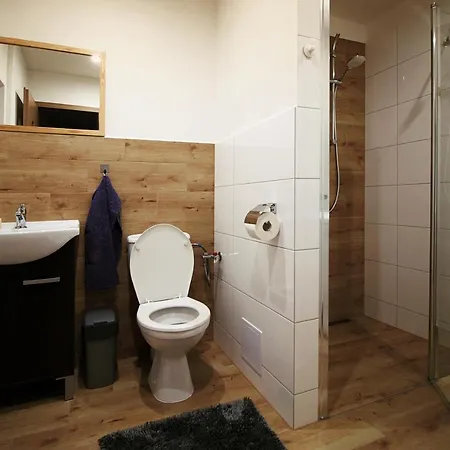 Nina Liptov Dom wakacyjny