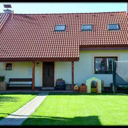 Nina Liptov * Liptovský Ján